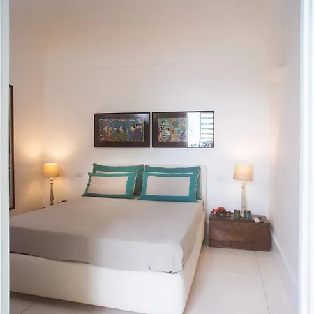 Coccodrilla By Myvillacollection * קאפרי